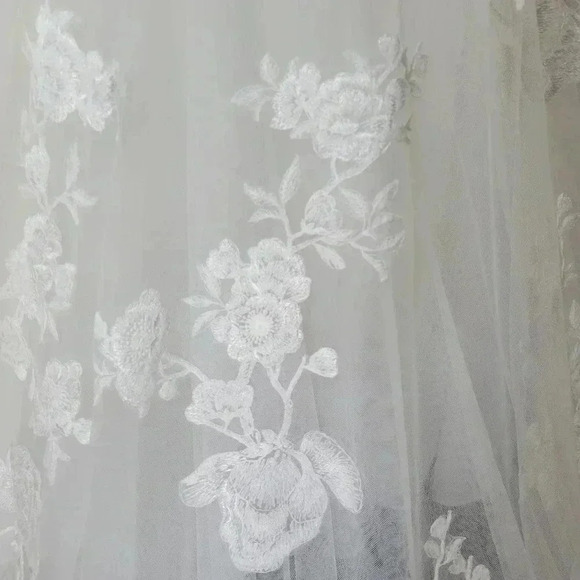 NWT Essense Of Australia Ivory Porcelain Gorgeous Stunning Wedding Gown, Sz 24 - Picture 12 of 15